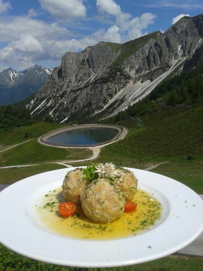 Edelweisshuette Ladurns Hotel Fleres Kültér fotó